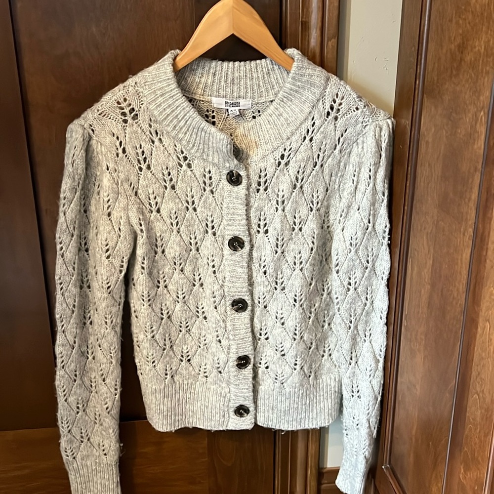 Cute Anthropologie button up sweater!!!
